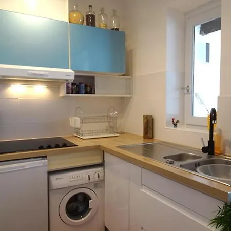 Apartment 3 Pieces Avec Piscine Et Tennis, A 500m De La Plage, Climatise, Parking Prive - Fr-1-776-101 *